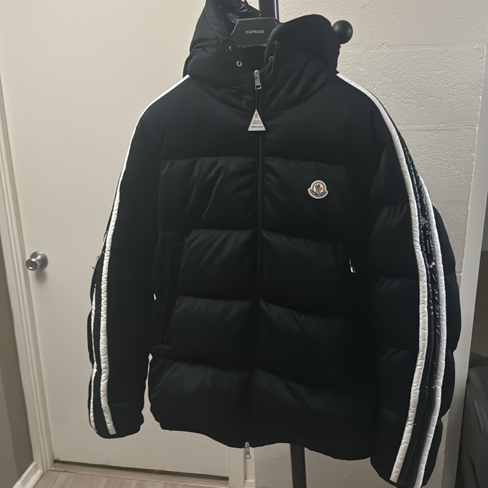 Moncler Black Sanbesan Down Jacket